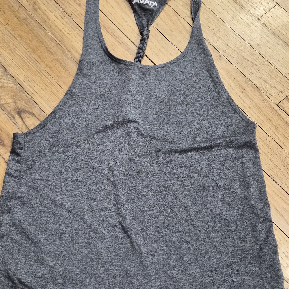 KIAVA Heather Gray And White Tank Tops